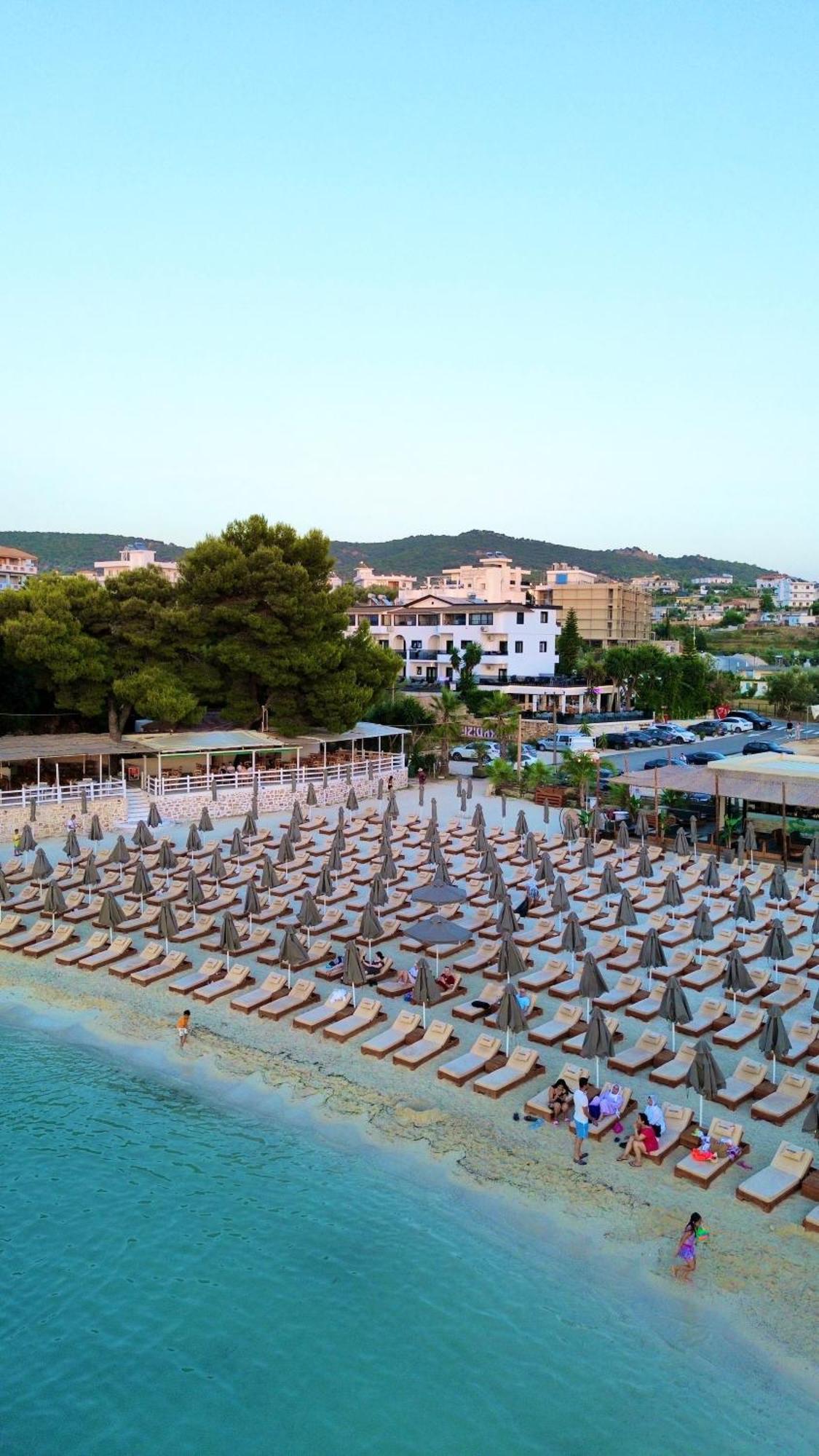 Hotel Vila Park Bujari Ksamil קסאמיל מראה חיצוני תמונה