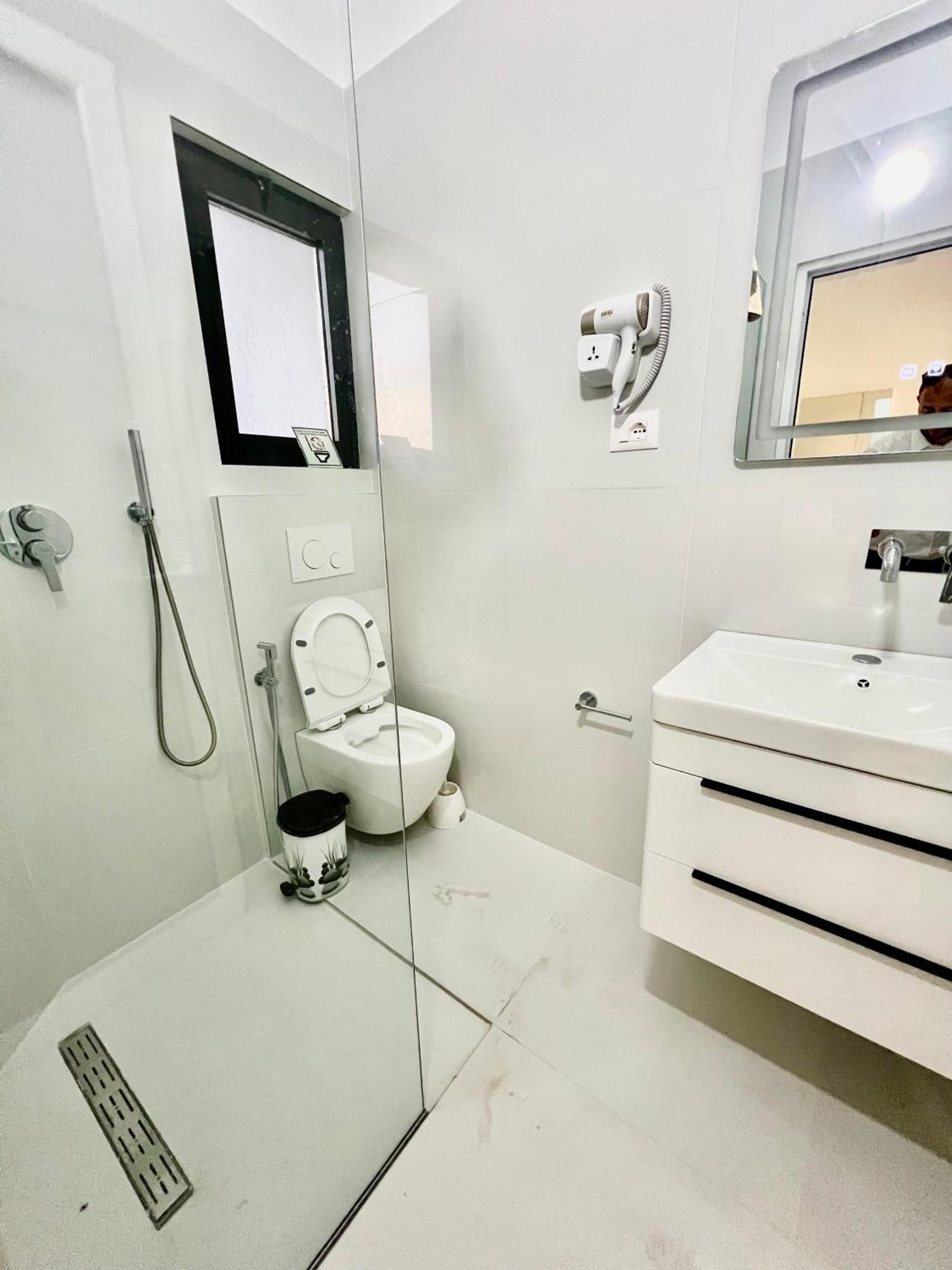 Hotel Vila Park Bujari Ksamil קסאמיל מראה חיצוני תמונה