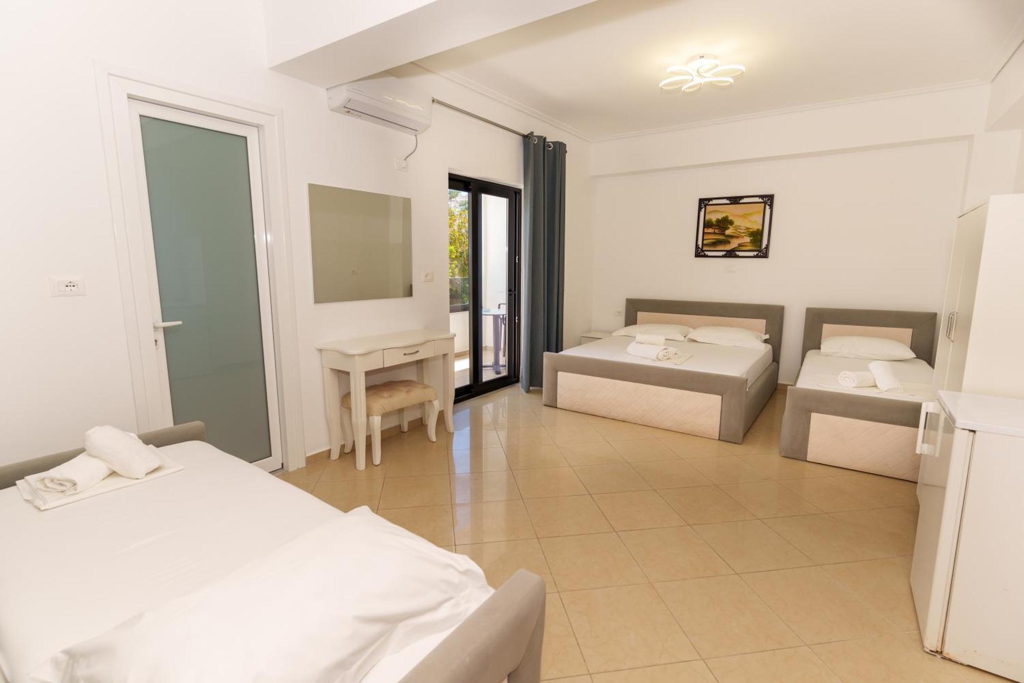 Hotel Vila Park Bujari Ksamil קסאמיל מראה חיצוני תמונה